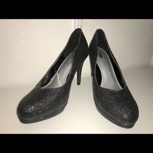 3/$30 Scalloped Fioni Heel